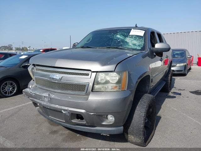 45151282 :رقم المزاد ، 3GNFK12347G114744 vin ، 2007 Chevrolet Avalanche 1500 Lt مزاد بيع