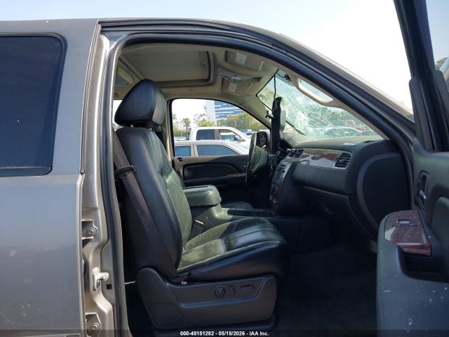 45151282 :رقم المزاد ، 3GNFK12347G114744 vin ، 2007 Chevrolet Avalanche 1500 Lt مزاد بيع
