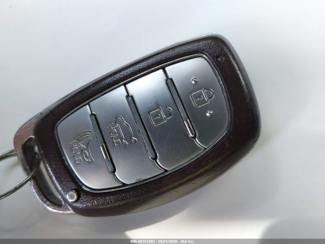 Hyundai Sonata Limited 2019 5NPE34AF7KH768572 Image 11