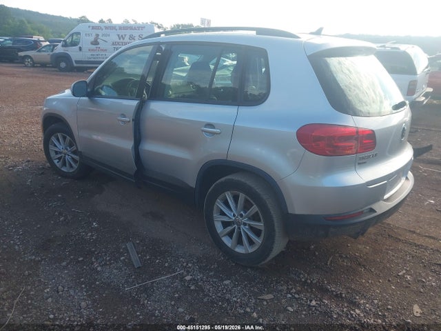2017 Volkswagen Tiguan 2.0t/2.0t S მანქანა იყიდება აუქციონზე, vin: WVGAV7AXXHK048448, აუქციონის ნომერი: 45151295