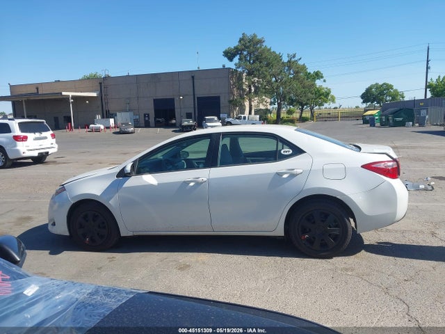 5YFBURHE4KP884700 Toyota COROLLA LE