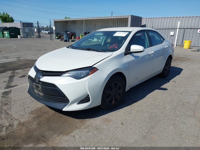 5YFBURHE4KP884700 Toyota COROLLA LE