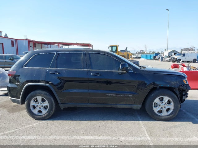 45151336 :رقم المزاد ، 1C4RJEAG3HC846694 vin ، 2017 Jeep Grand Cherokee Laredo 4x2 مزاد بيع