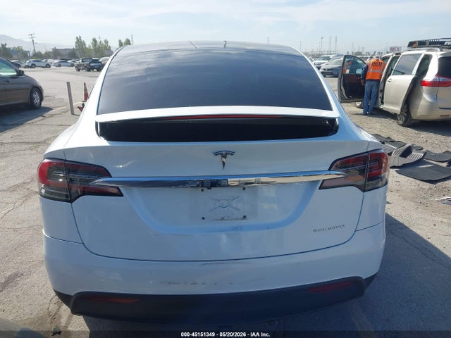 Tesla MODEL X 2019 5YJXCDE24KF185181 Image 17