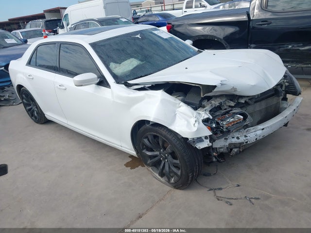 45151383 :رقم المزاد ، 2C3CCABG2EH373567 vin ، 2014 Chrysler 300 300s مزاد بيع