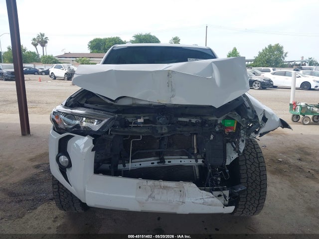 Toyota 4runner Sr5 Premium 2018 JTEZU5JR5J5172675 Image 12