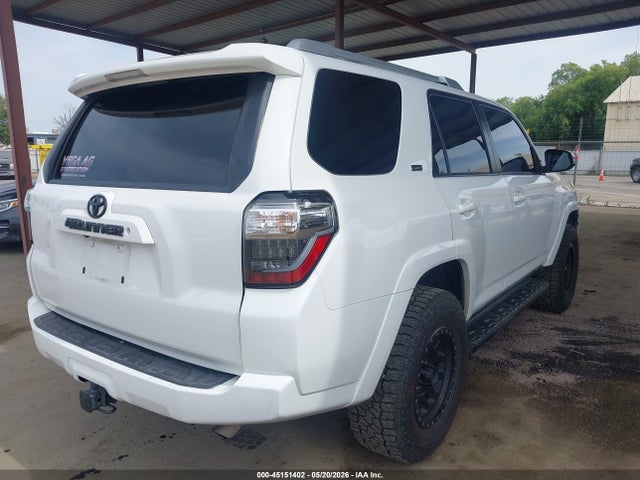 Toyota 4runner Sr5 Premium 2018 JTEZU5JR5J5172675 Image 4