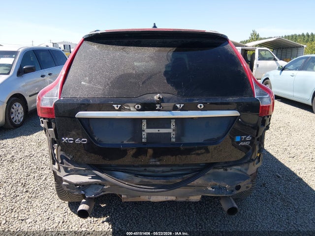 YV4902DZ7E2554267 Volvo Xc60 T6 R-design Platinum