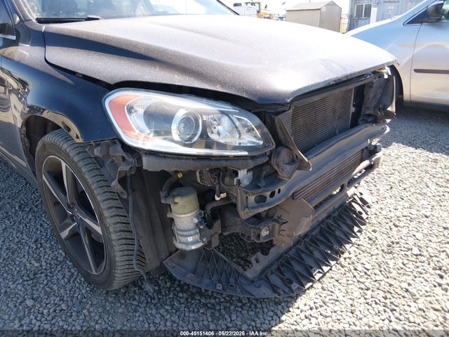 YV4902DZ7E2554267 Volvo Xc60 T6 R-design Platinum