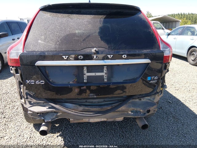 YV4902DZ7E2554267 Volvo Xc60 T6 R-design Platinum