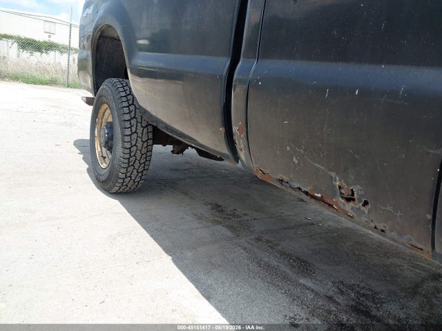 45151417 :رقم المزاد ، 1FTNX21L2XEB66927 vin ، 1999 Ford F-250 Lariat/xl/xlt مزاد بيع