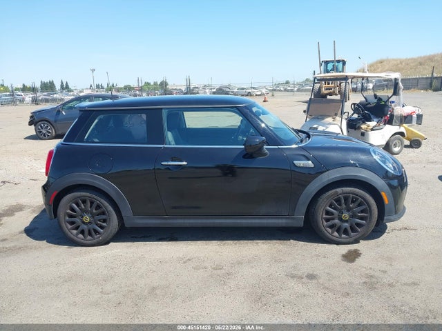 2022 Mini Se Hardtop Cooper მანქანა იყიდება აუქციონზე, vin: WMW13DJ00N2P65607, აუქციონის ნომერი: 45151420