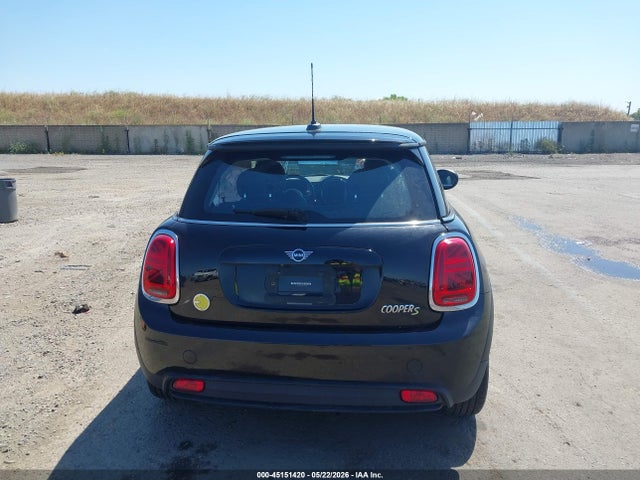 2022 Mini Se Hardtop Cooper მანქანა იყიდება აუქციონზე, vin: WMW13DJ00N2P65607, აუქციონის ნომერი: 45151420