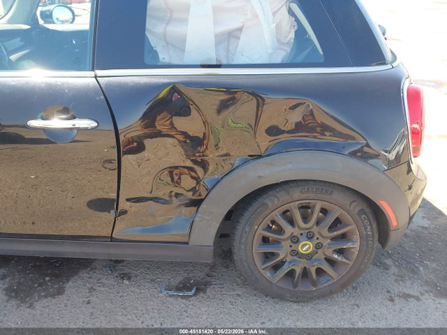 2022 Mini Se Hardtop Cooper მანქანა იყიდება აუქციონზე, vin: WMW13DJ00N2P65607, აუქციონის ნომერი: 45151420