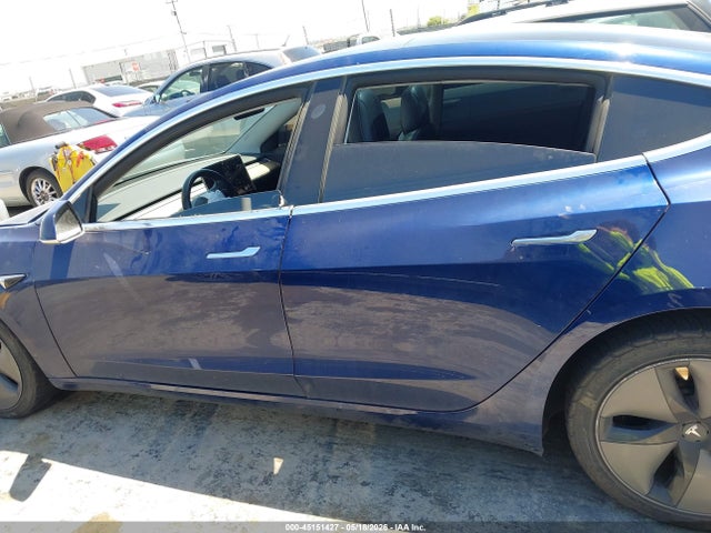 Tesla Model 3 Long Range/mid Range 2018 5YJ3E1EA6JF118031 Image 14