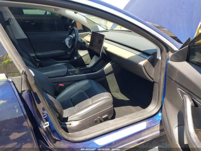 Tesla Model 3 Long Range/mid Range 2018 5YJ3E1EA6JF118031 Image 5