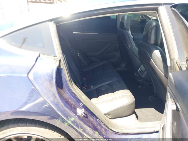 Tesla Model 3 Long Range/mid Range 2018 5YJ3E1EA6JF118031 Image 8