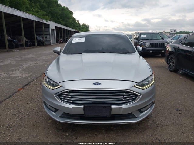 45151445 :رقم المزاد ، 3FA6P0HD5JR218231 vin ، 2018 Ford Fusion Se مزاد بيع