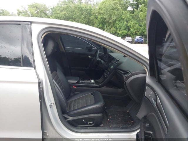 45151445 :رقم المزاد ، 3FA6P0HD5JR218231 vin ، 2018 Ford Fusion Se مزاد بيع