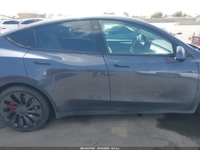 Продажа на аукционе авто 2022 Tesla Model Y Performance Dual Motor All-wheel Drive, vin: 7SAYGDEF2NF573786, номер лота: 45151481