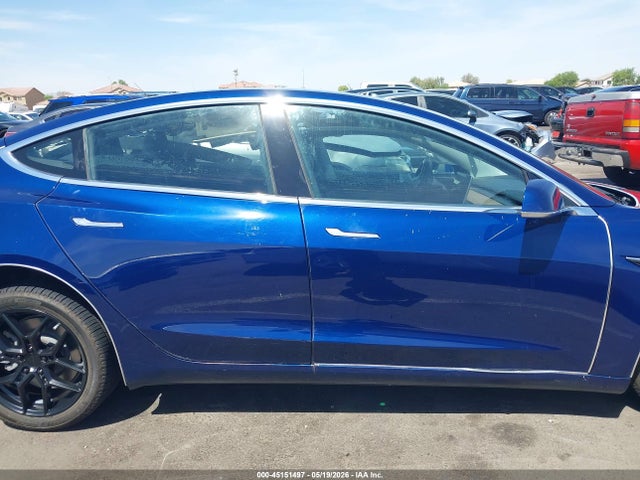 Продажа на аукционе авто 2018 Tesla Model 3 Long Range/mid Range, vin: 5YJ3E1EA5JF034220, номер лота: 45151497