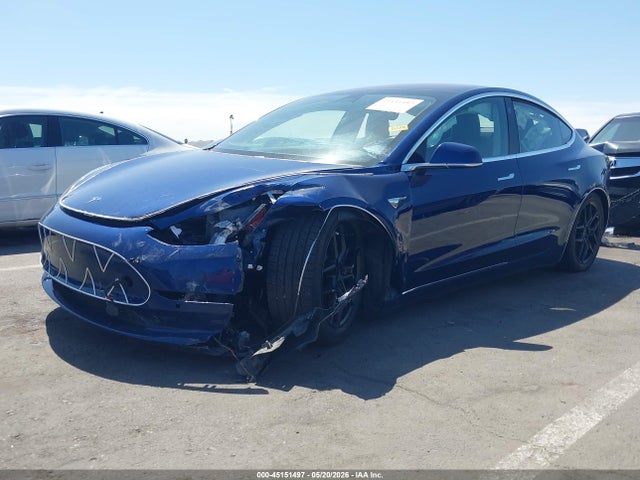 Продажа на аукционе авто 2018 Tesla Model 3 Long Range/mid Range, vin: 5YJ3E1EA5JF034220, номер лота: 45151497