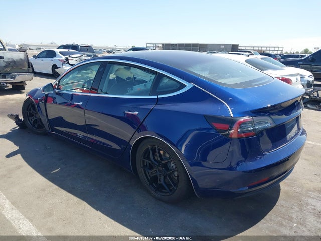 Продажа на аукционе авто 2018 Tesla Model 3 Long Range/mid Range, vin: 5YJ3E1EA5JF034220, номер лота: 45151497