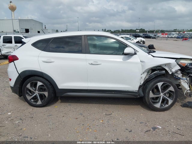 45151554 :رقم المزاد ، KM8J33A20GU257459 vin ، 2016 Hyundai Tucson Sport مزاد بيع