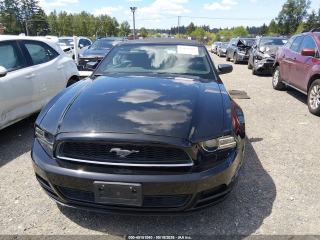 45151560 :رقم المزاد ، 1ZVBP8EM3E5306678 vin ، 2014 Ford Mustang V6 مزاد بيع
