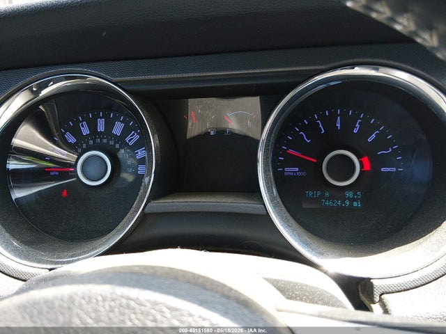 45151560 :رقم المزاد ، 1ZVBP8EM3E5306678 vin ، 2014 Ford Mustang V6 مزاد بيع