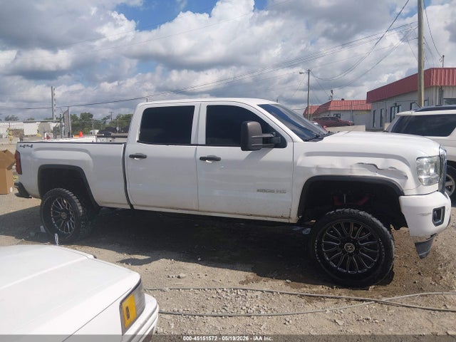 45151572 :رقم المزاد ، 1GT12XEG3FF612082 vin ، 2015 Gmc Sierra 2500hd مزاد بيع