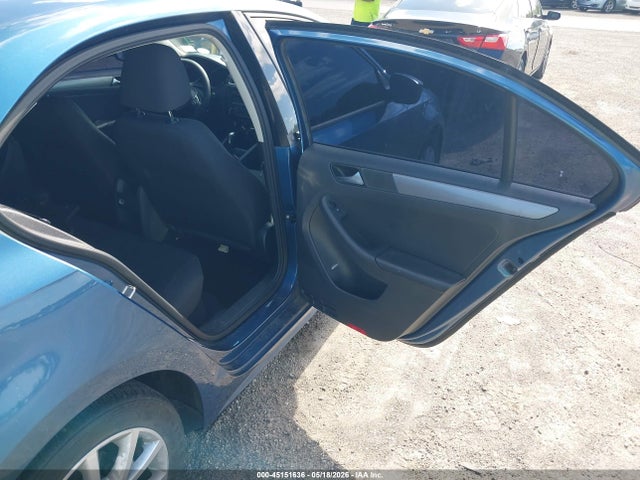 2015 Volkswagen Jetta 2.0l Tdi S მანქანა იყიდება აუქციონზე, vin: 3VWLA7AJ1FM294263, აუქციონის ნომერი: 45151636