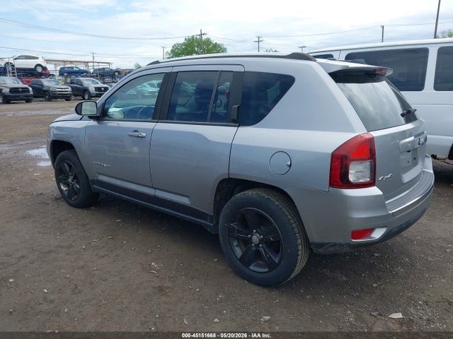 Продажа на аукционе авто 2015 Jeep Compass High Altitude Edition, vin: 1C4NJDEB9FD395057, номер лота: 45151668