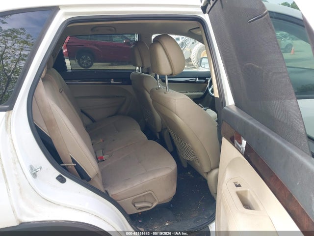 Продажа на аукционе авто 2015 Kia Sorento Lx, vin: 5XYKTDA64FG637776, номер лота: 45151683