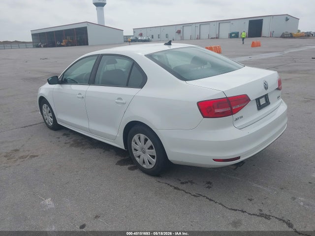 Продаж на аукціоні авто 2015 Volkswagen Jetta 2.0l S, vin: 3VW2K7AJ3FM311198, номер лоту: 45151693