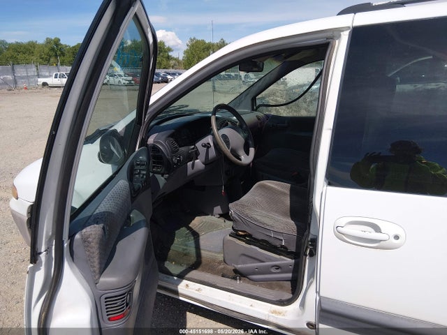 45151698 :رقم المزاد ، 1B4GP44R0YB743295 vin ، 2000 Dodge Grand Caravan Se مزاد بيع