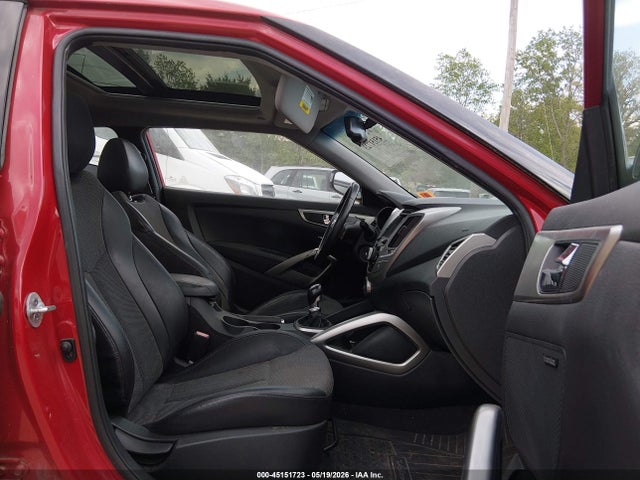 2013 Hyundai Veloster Base W/black მანქანა იყიდება აუქციონზე, vin: KMHTC6AD4DU111444, აუქციონის ნომერი: 45151723