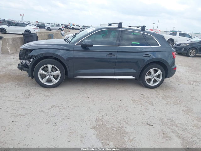 45151741 :رقم المزاد ، WA1BNAFY8L2017130 vin ، 2020 Audi Q5 Premium Plus 45 Tfsi Quattro S Tronic مزاد بيع