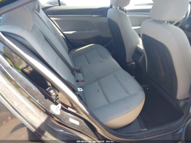 45151742 :رقم المزاد ، KMHD74LF5HU403377 vin ، 2017 Hyundai Elantra Se مزاد بيع