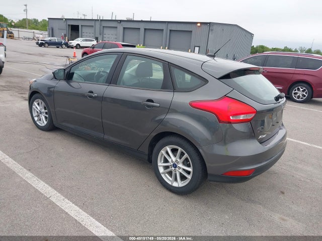 Ford FOCUS SE 2016 1FADP3K27GL252291 Image 3