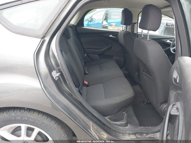 Ford FOCUS SE 2016 1FADP3K27GL252291 Image 8