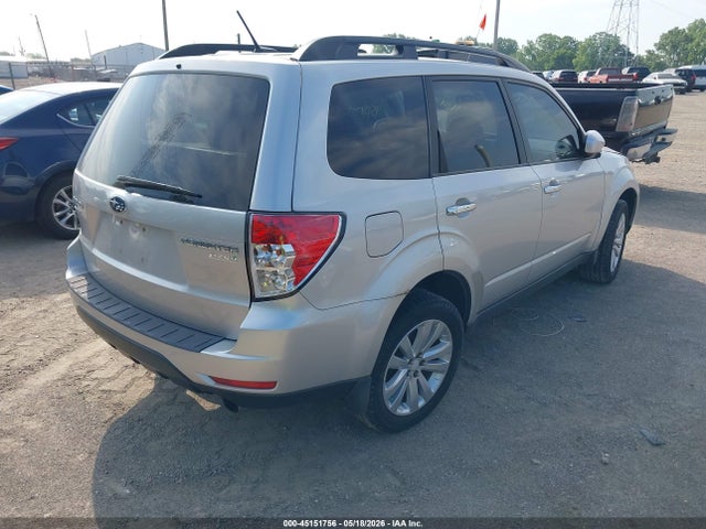 2011 Subaru Forester 2.5x Premium მანქანა იყიდება აუქციონზე, vin: JF2SHADC1BH710137, აუქციონის ნომერი: 45151756