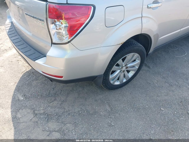 2011 Subaru Forester 2.5x Premium მანქანა იყიდება აუქციონზე, vin: JF2SHADC1BH710137, აუქციონის ნომერი: 45151756