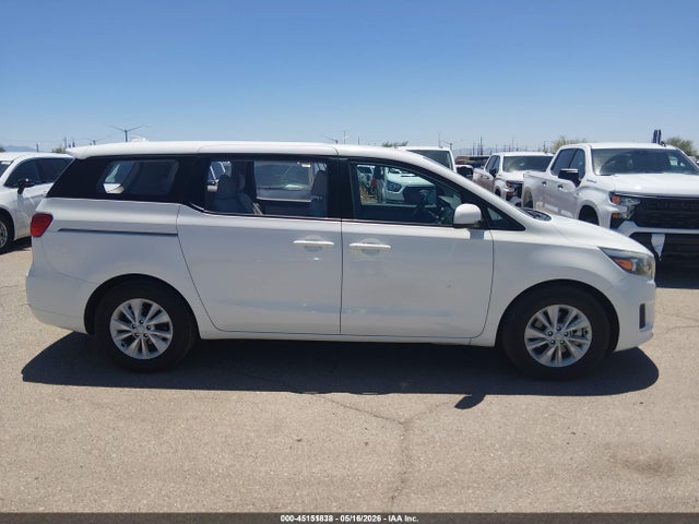 Продаж на аукціоні авто 2018 Kia Sedona L, vin: KNDMA5C17J6406226, номер лоту: 45151838