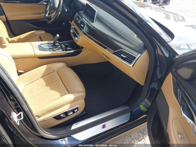 2016 Bmw 740i მანქანა იყიდება აუქციონზე, vin: WBA7E2C56GG547632, აუქციონის ნომერი: 45151853