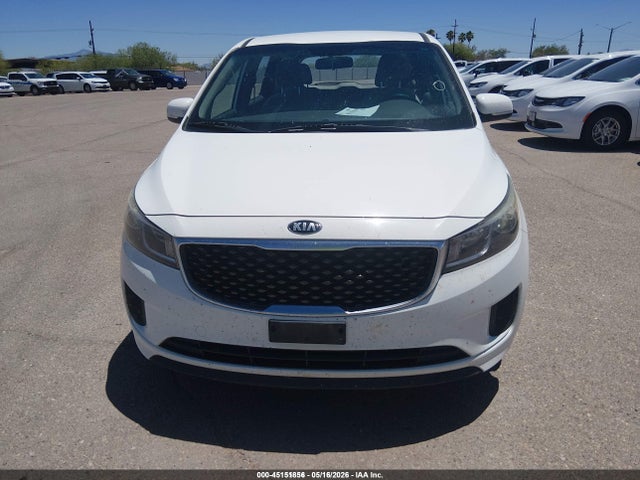 45151856 :رقم المزاد ، KNDMA5C19J6404932 vin ، 2018 Kia Sedona L مزاد بيع
