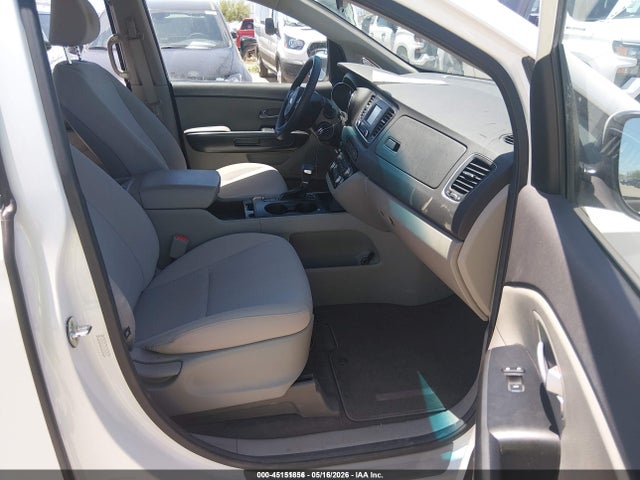 45151856 :رقم المزاد ، KNDMA5C19J6404932 vin ، 2018 Kia Sedona L مزاد بيع
