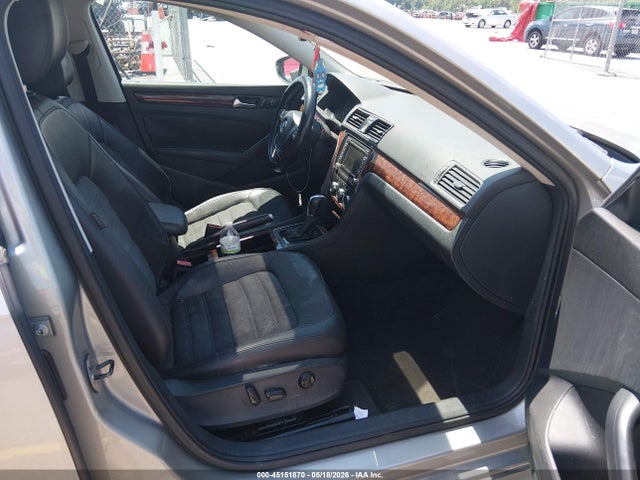 Продаж на аукціоні авто 2012 Volkswagen Passat 2.5l Sel Premium, vin: 1VWCH7A33CC022159, номер лоту: 45151870