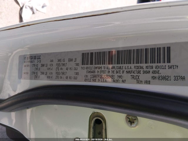 Продаж на аукціоні авто 2018 Ram 1500 Express  4x4 6'4 Box, vin: 1C6RR7FG6JS260491, номер лоту: 45151925