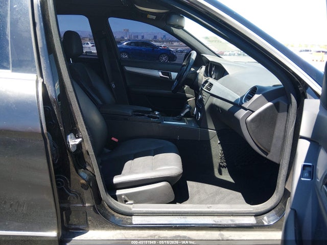 Aukcja sprzedaży 2012 Mercedes-benz C 250 Luxury/sport, vin: WDDGF4HB9CA649343, numer aukcji: 45151949